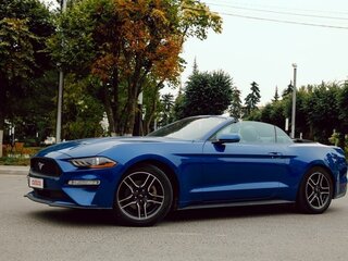 2018 Ford Mustang VI Рестайлинг, синий, 3300000 рублей, вид 1
