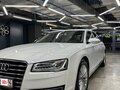 2014 Audi A8 Long III (D4) Рестайлинг, белый, 2350000 рублей - вид 1