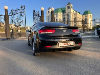 2010 Kia Cerato Koup II, чёрный, 980000 рублей, вид 4