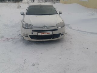 2013 Citroen C5 II, белый, 700000 рублей, вид 2