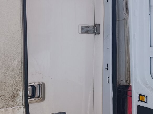 2016 Ford Transit, белый, 2600000 рублей - вид 2
