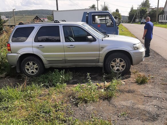 2006 Ford Maverick III, серый, 680000 рублей - вид 3