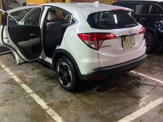 2021 Honda HR-V II Рестайлинг, белый, 2300000 рублей, вид 4