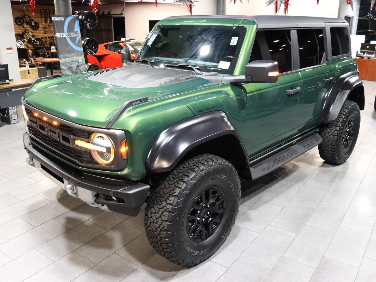 Открыть фотографии: Ford Bronco VI