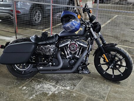 2017 Harley-Davidson Sportster 883, чёрный, 1050000 рублей, вид 1