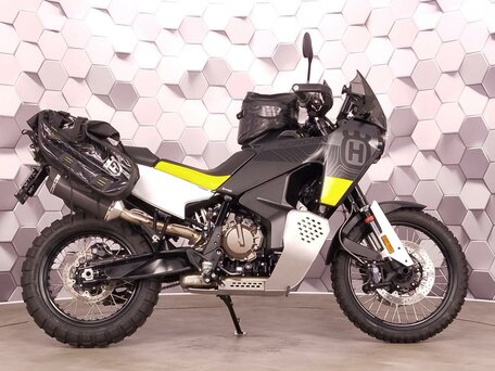 2022 Husqvarna Norden 901, чёрный, 1297000 рублей, вид 3