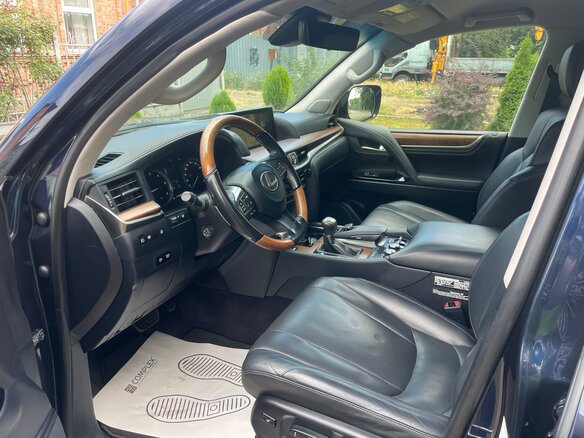 2016 Lexus LX 450d III Рестайлинг 2, синий, 7600000 рублей - вид 5