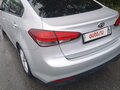 2017 Kia Forte II Рестайлинг, серый, 1600000 рублей - вид 2