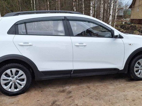 2020 Kia Rio X-Line IV, белый, 1255000 рублей - вид 1