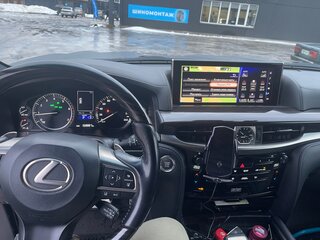 2018 Lexus LX 570 III Рестайлинг 2, синий, 7500000 рублей, вид 4