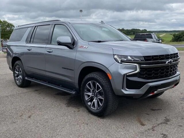 Открыть фотографии: Chevrolet Suburban XII