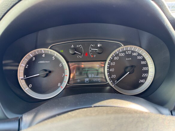 2015 Nissan Sentra VII (B17), красный, 1050000 рублей - вид 15