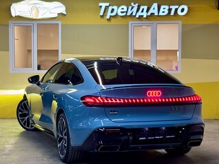 2026 Audi A5 L Sportback III (B10), синий, 5849000 рублей, вид 4