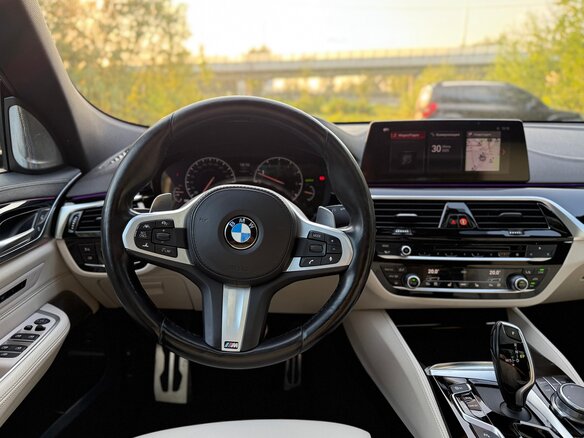 2018 BMW 6 серии Gran Turismo 640i xDrive IV (G32), синий, 4050000 рублей - вид 13