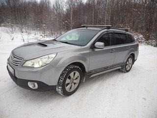 2010 Subaru Outback IV, серебристый, 1200000 рублей, вид 3