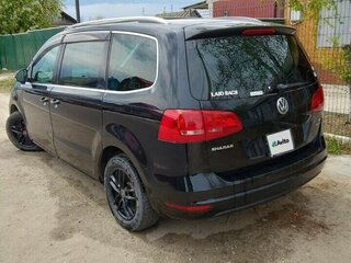 2011 Volkswagen Sharan II, чёрный, 1000000 рублей, вид 2