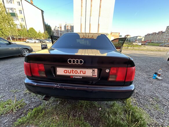 1995 Audi A6 I (C4), синий, 450000 рублей - вид 3