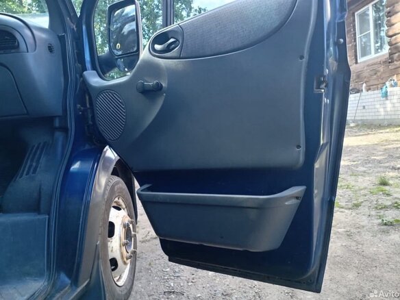 2006 Ford Transit, синий, 750000 рублей - вид 3