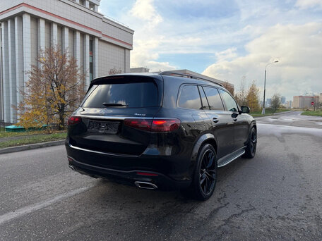 2025 Mercedes-Benz GLS 450 II (X167) Рестайлинг, чёрный, 15760000 рублей, вид 4
