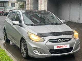 2011 Hyundai Solaris I, серый, 620000 рублей, вид 2