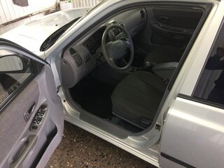 2011 Hyundai Accent ТагАЗ II, серебристый, 650000 рублей, вид 5