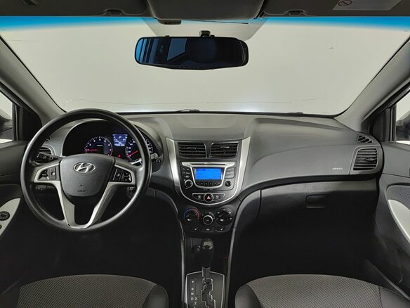 2013 Hyundai Solaris I, серебристый, 579090 рублей - вид 13