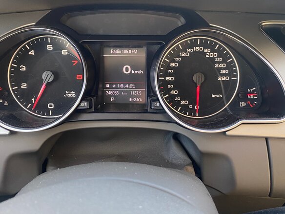 2011 Audi A5 I (8T), пурпурный, 1350000 рублей - вид 7