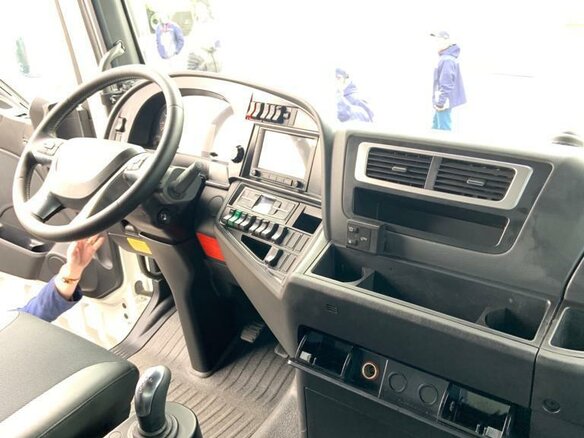 2024 Sinotruk Sitrak C7H, белый - вид 5