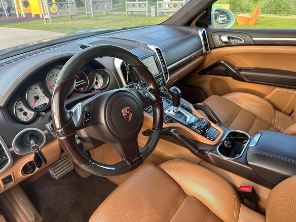 2013 Porsche Cayenne S Diesel II (958), белый, 3990000 рублей - вид 11