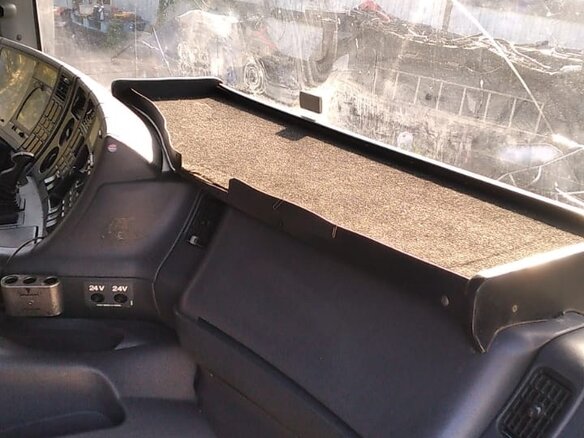 2004 Scania P-series, белый, 2000000 рублей - вид 8