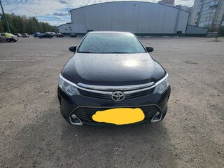 2015 Toyota Camry VII (XV50) Рестайлинг, чёрный, 1900000 рублей, вид 3