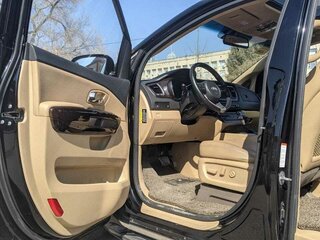 2018 Kia Carnival III, чёрный, 3450000 рублей, вид 3