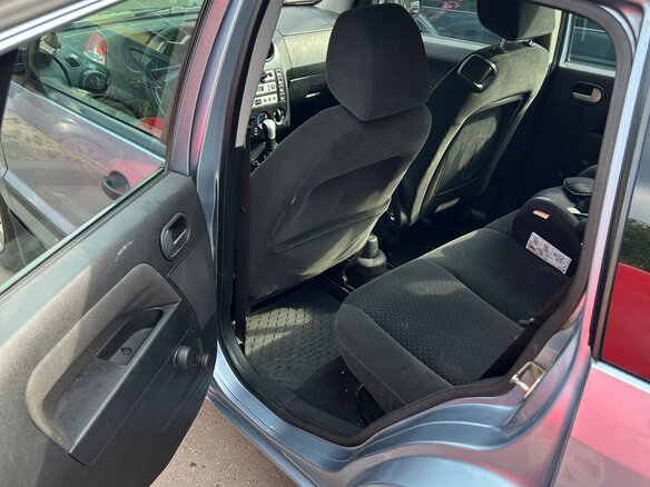 2005 Ford Fusion I Рестайлинг, серый, 370000 рублей - вид 11