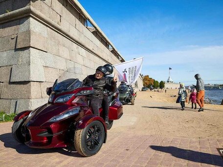 2010 BRP Can-Am Spyder, пурпурный, 1240000 рублей, вид 5