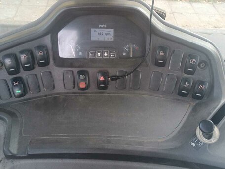 2014 JCB 5CX, жёлтый, 4650000 рублей, вид 2