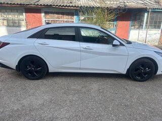 2021 Hyundai Elantra VII (CN7), белый, 2600000 рублей, вид 2