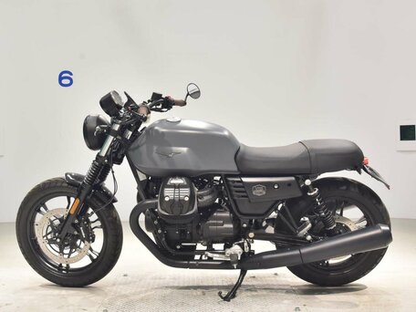 2021 Moto Guzzi V 7, серый, 985491 рублей, вид 2