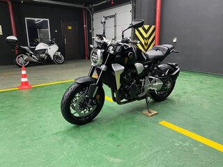 2018 Honda CB 1000R, чёрный, 1150000 рублей, вид 4
