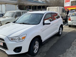 2013 Mitsubishi ASX I Рестайлинг, белый, 1300000 рублей, вид 2