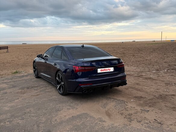 2018 Audi A6 55 TFSI V (C8), синий, 4850000 рублей - вид 4