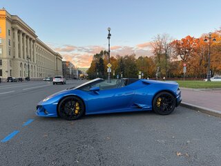 2022 Lamborghini Huracán I Рестайлинг, синий, 27990000 рублей, вид 4