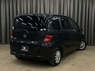 2010 Honda Freed I, фиолетовый, 959999 рублей, вид 4