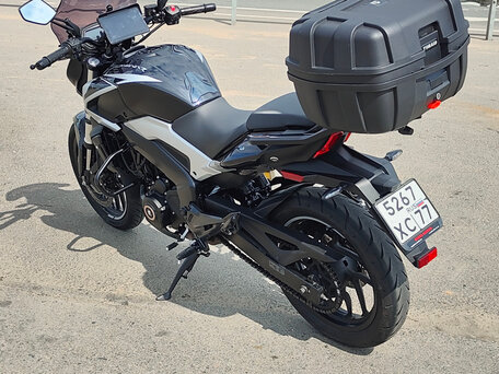 2022 Bajaj Dominar 250, чёрный, 345000 рублей, вид 4