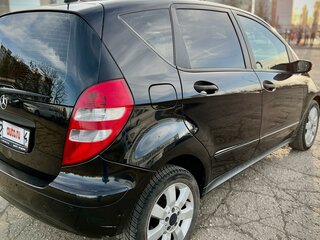 2007 Mercedes-Benz A-Класс 150 II (W169), чёрный, 590000 рублей, вид 3