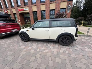 2011 Mini Clubman Cooper I Рестайлинг, белый, 920000 рублей, вид 2