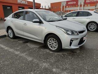 2019 Kia Rio IV, серебристый, 1780000 рублей, вид 5