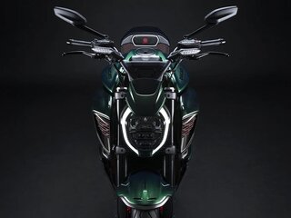 2024 Ducati Diavel V4, зелёный, 6950000 рублей, вид 3