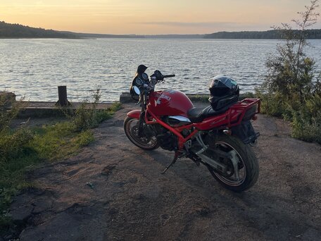 1998 Suzuki Bandit GSF 400, красный, 270000 рублей, вид 3