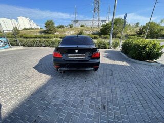 2005 BMW 5 серии 530xi V (E60/E61), чёрный, 1250000 рублей, вид 3