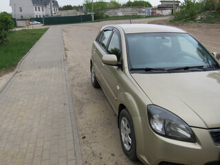 2010 Kia Rio II Рестайлинг, золотистый, 510000 рублей, вид 2